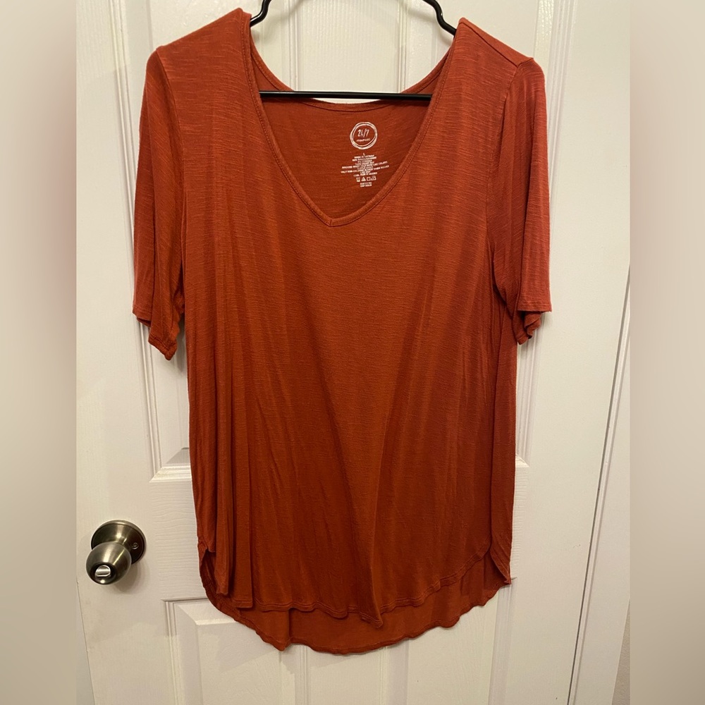 Maurice’s 24/7 tee